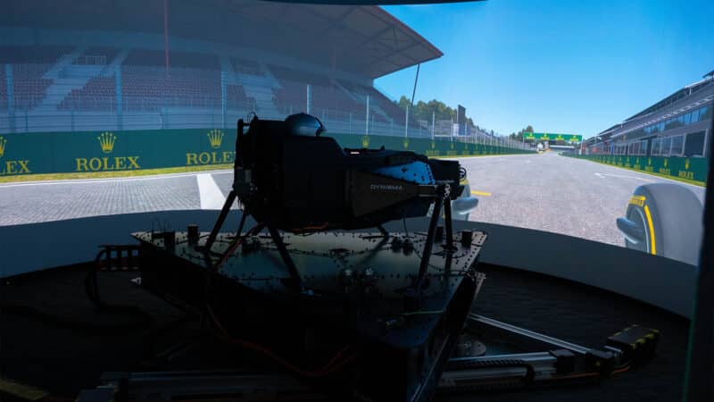 https://www.motorsportmagazine.com/wp-content/uploads/2023/10/9-Dynisma-F1-simulator-800x450.jpg